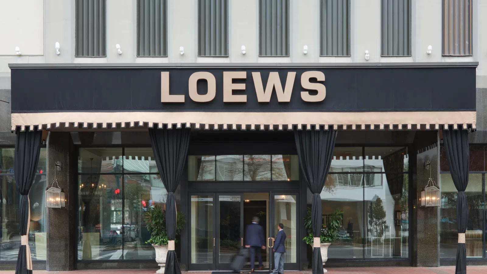 Loews Hotel Supports Local Teachers With Special Summer Offerings