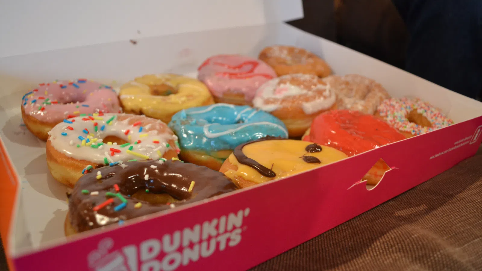 Dunkin? Donuts To Celebrate Free Donut Friday Throughout LA in June