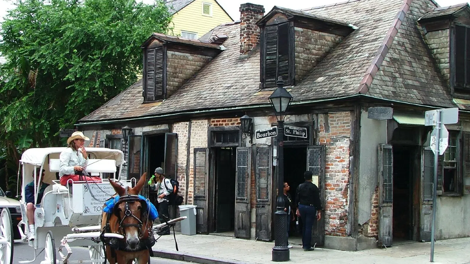 Top 10 Most Haunted/Mysterious Places in New Orleans