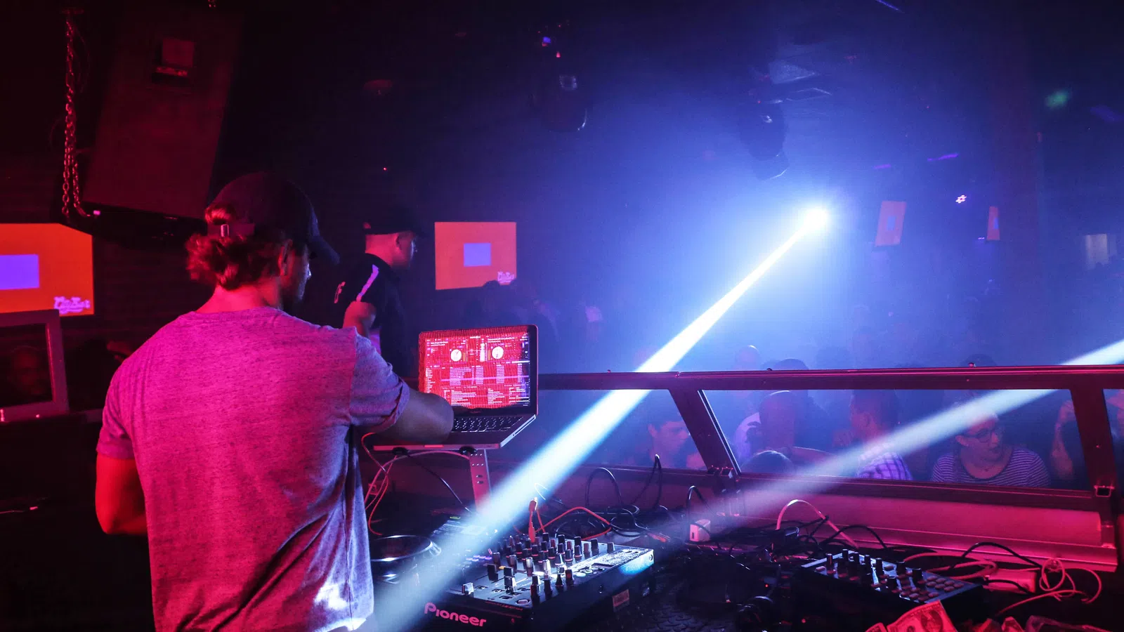 Collective Consciousness: How DJ Collectives Amplify New Orleans?s EDM Community