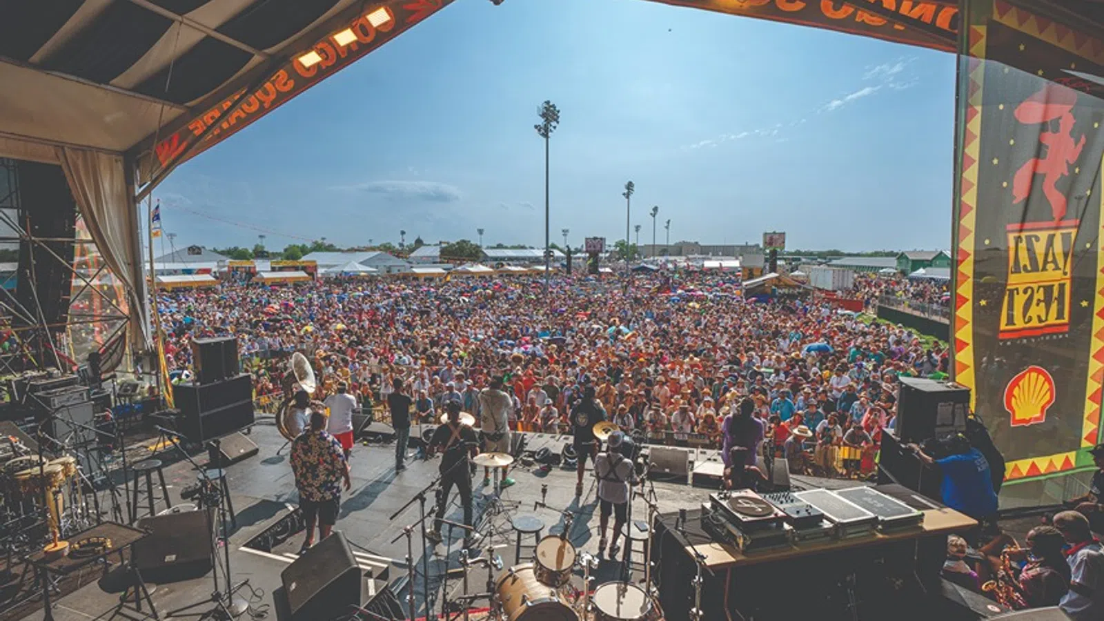 a large crowd of people at a concert