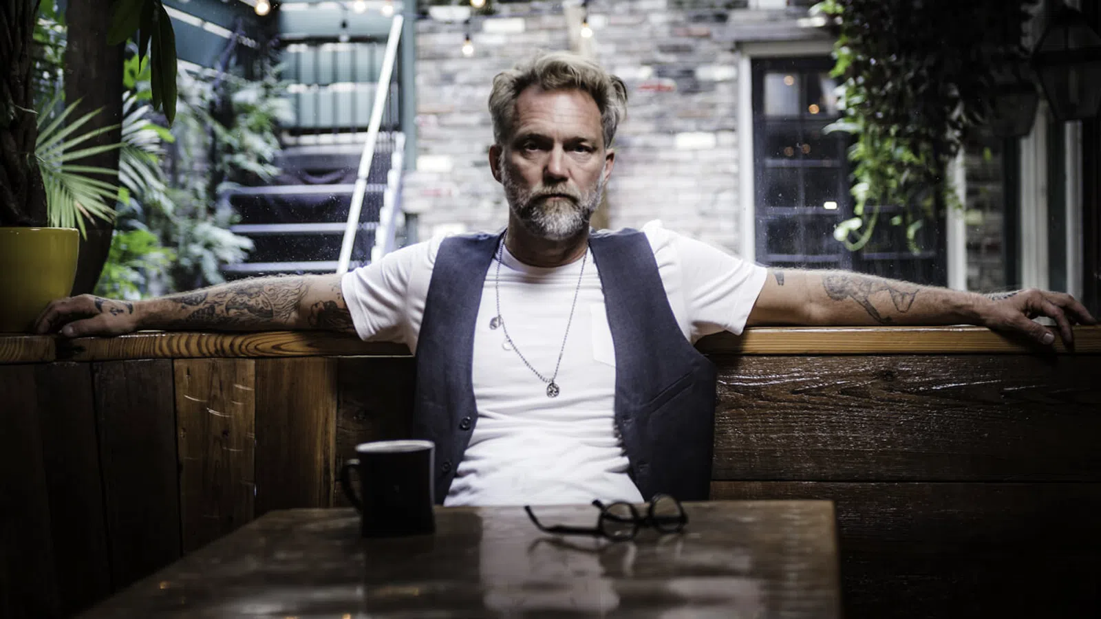 A Conversation with Anders Osborne on Learning the Buddha Blues and More