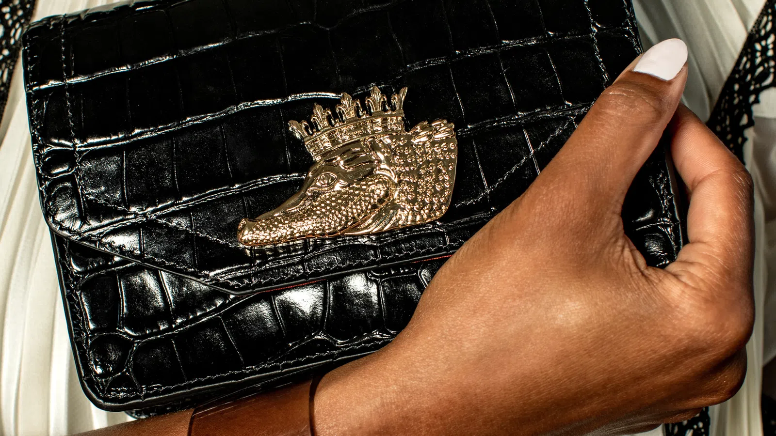 New Handbags Highlight Alexa Pulitzer Designs & Benefit the Preservation Hall Foundation