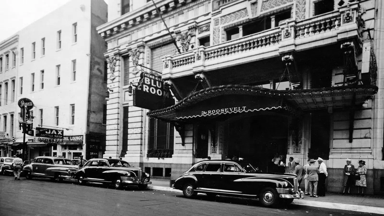 A Candelabra finds its way back to the Roosevelt Hotel after 60 years.