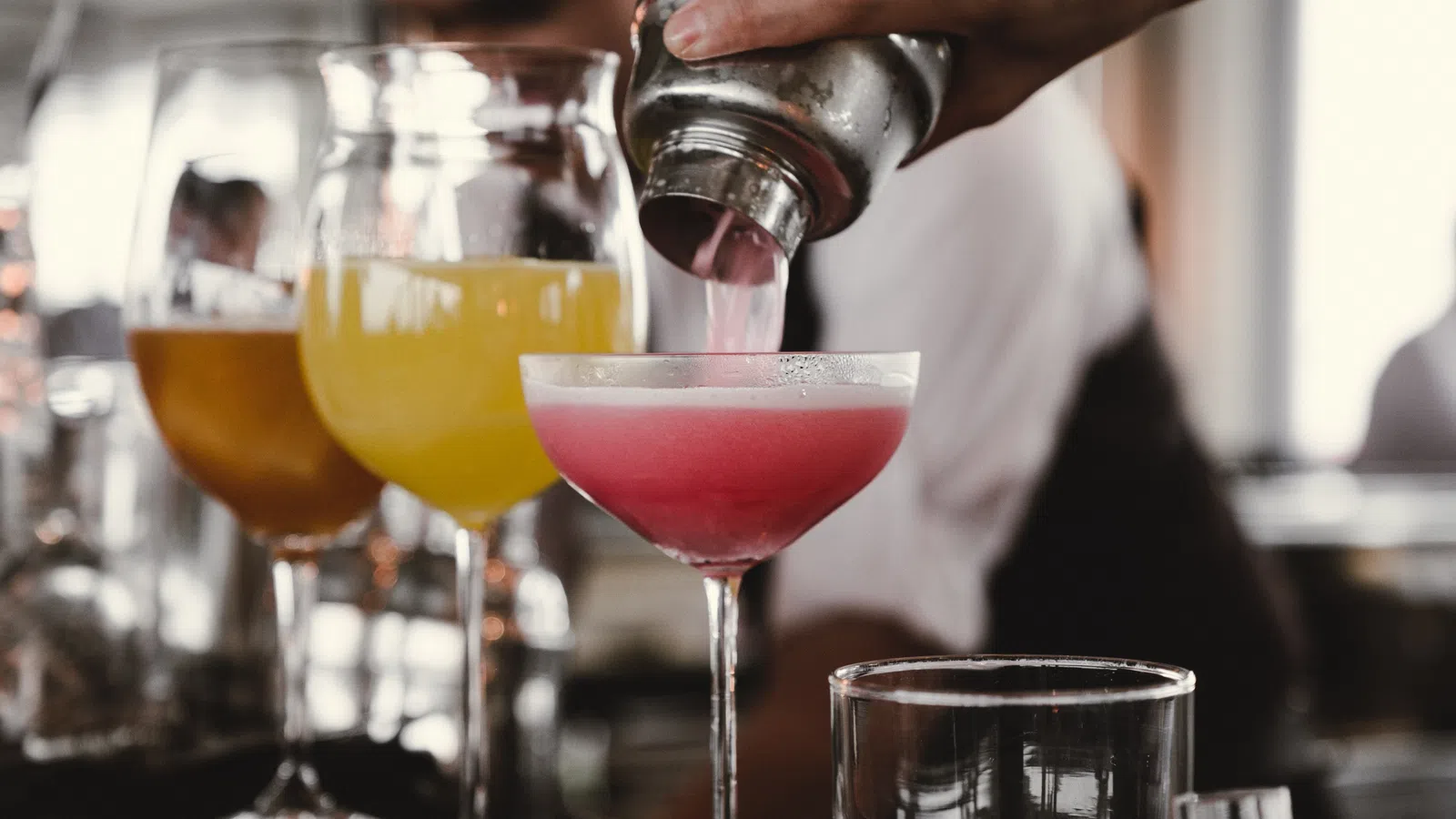 Capped off: Bottled cocktail program finds a home at Hotel Modern bar