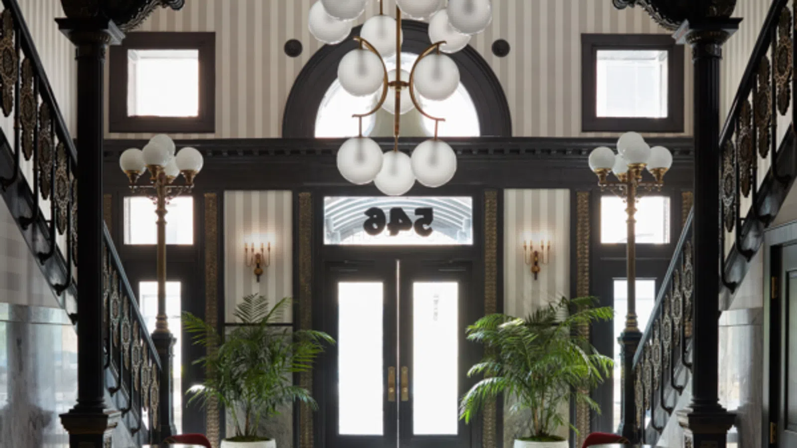 Feel like royalty at Maison de la Luz
