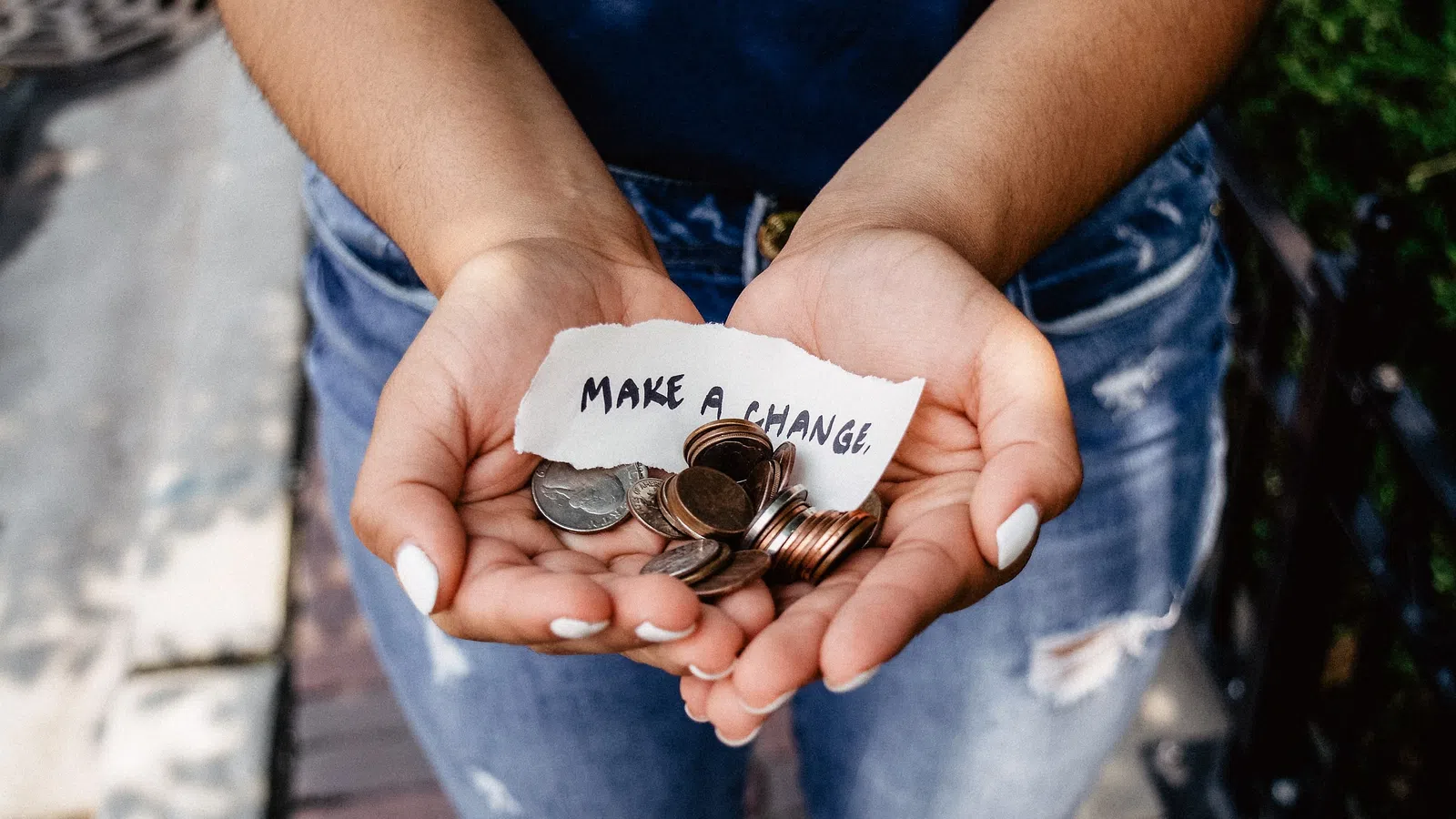 Six Nonprofits to Donate to This Holiday Season