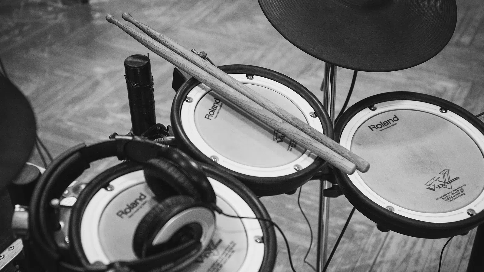 a drum set with a microphone