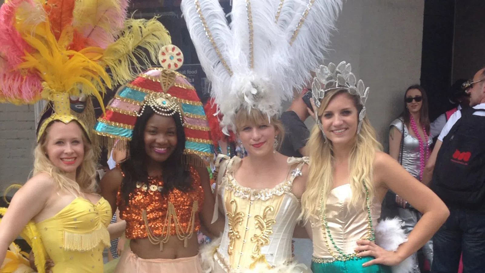 Extra, Extra – Read All About it: A Behind the Scenes Look at Being a Film Extra in New Orleans