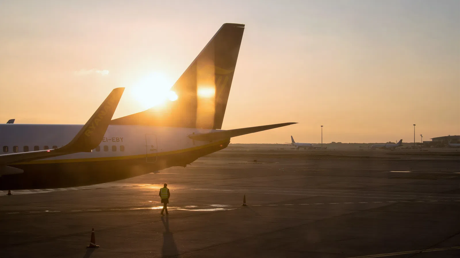 Want to Get Away? National Cheap Flight Day is August 23