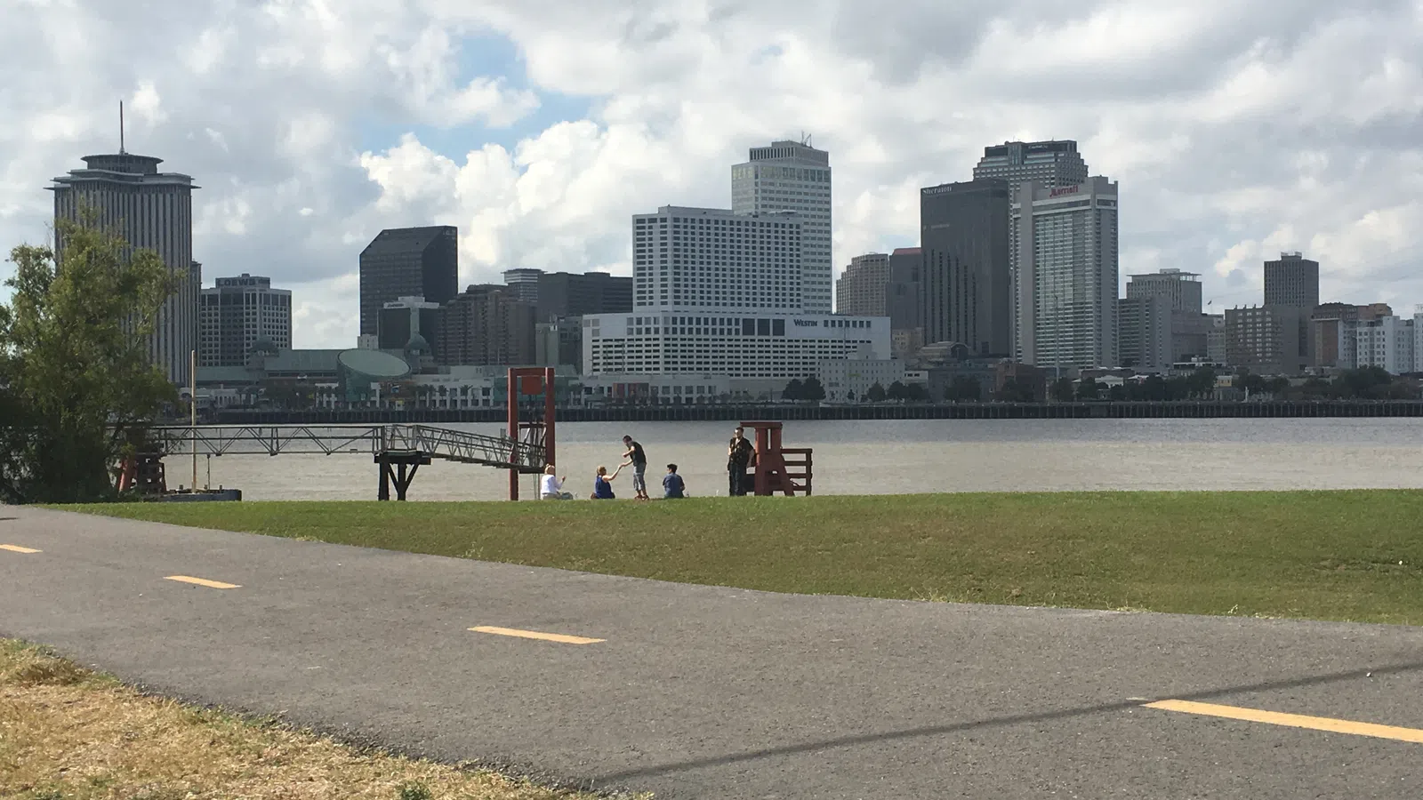 Navy Chaplain Fired After Outdoor Tryst in Algiers Point