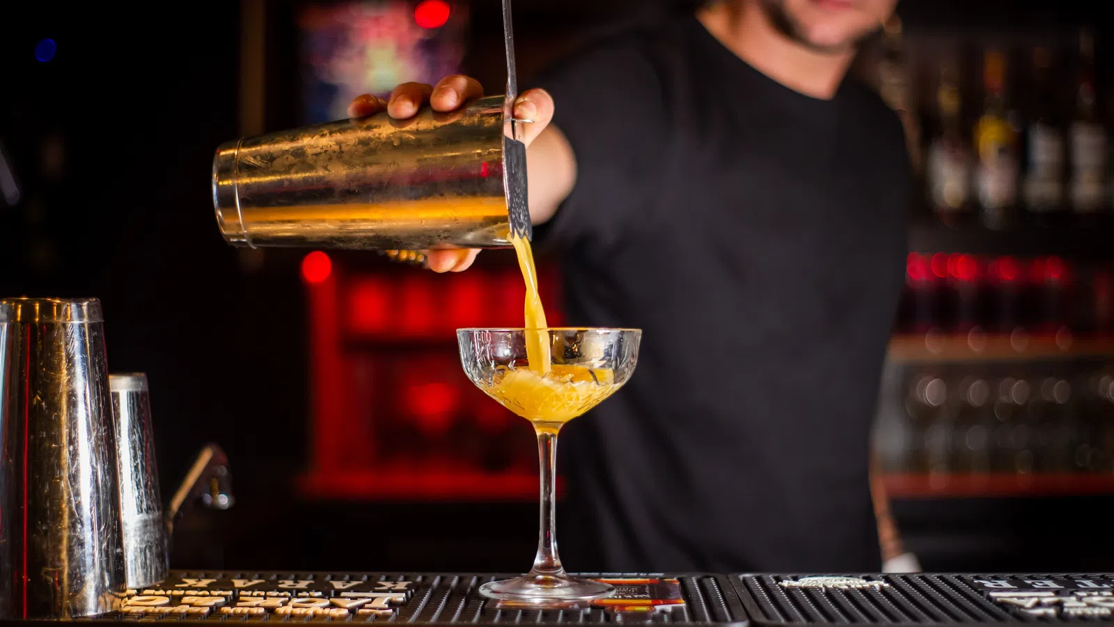 Windsor Court names a new head mixologist