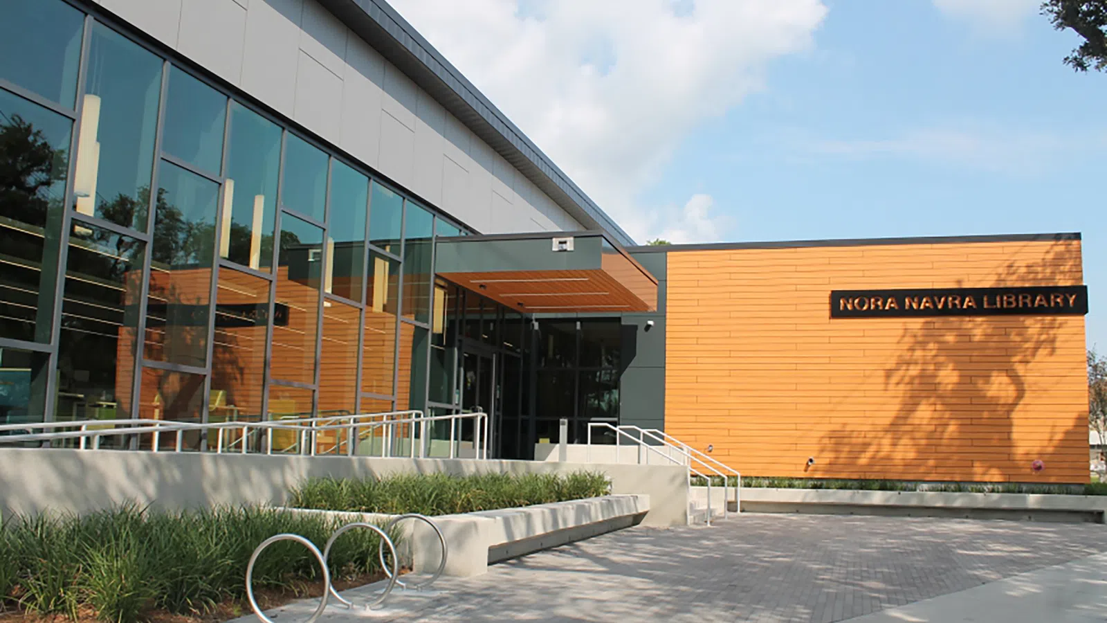Branch of New Orleans Public Library Reopens for the First Time Since Katrina