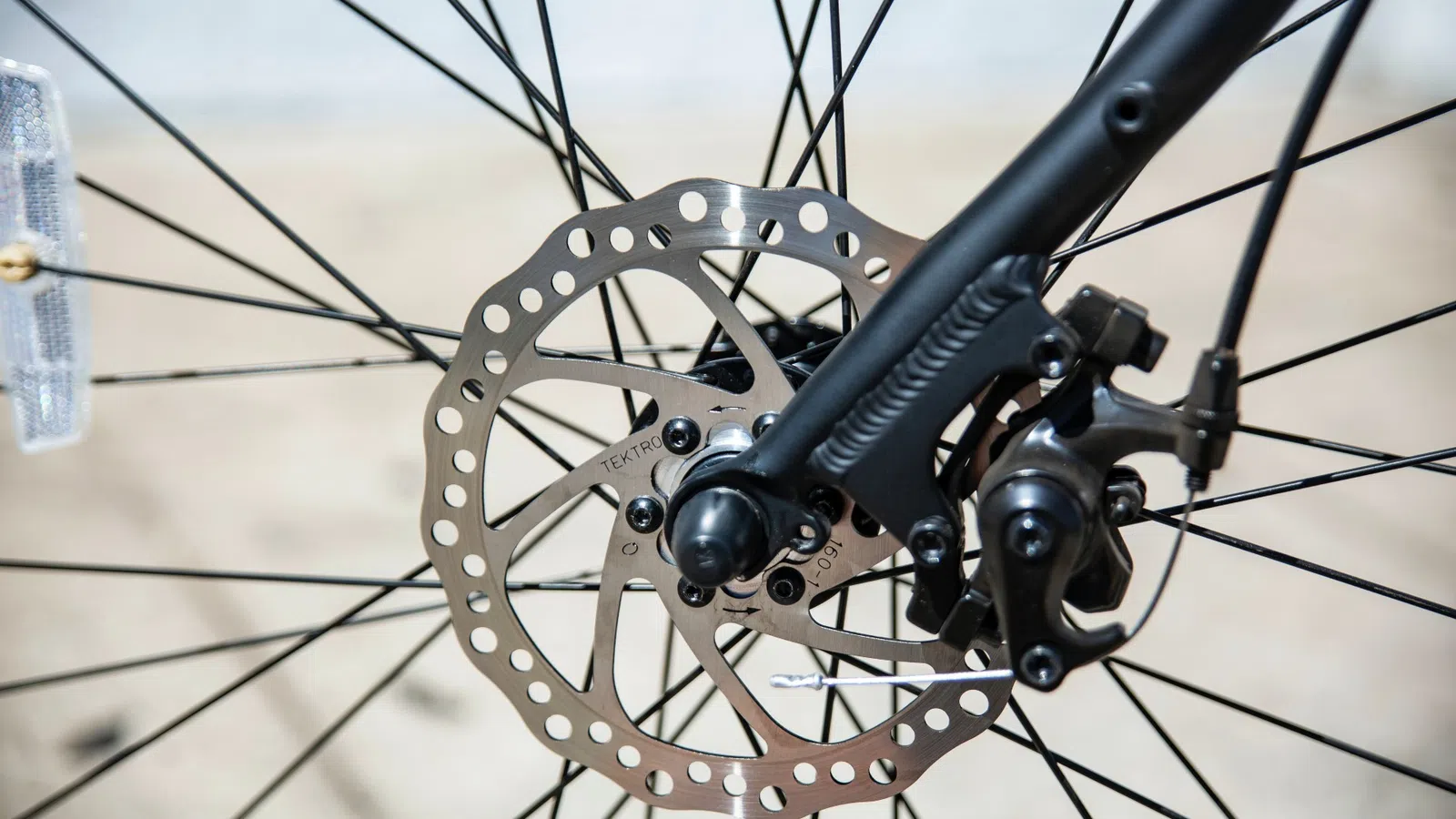 a bicycle wheel with a black rim