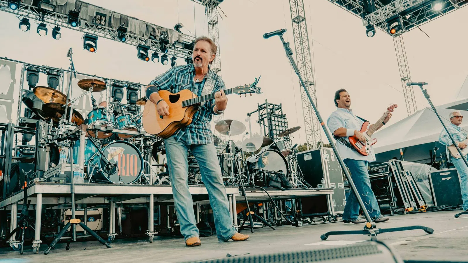 Country Crooners Eric Church, Thomas Rhett, & Florida Georgia Line to Headline 2018 Pepsi Gulf Coast Jam