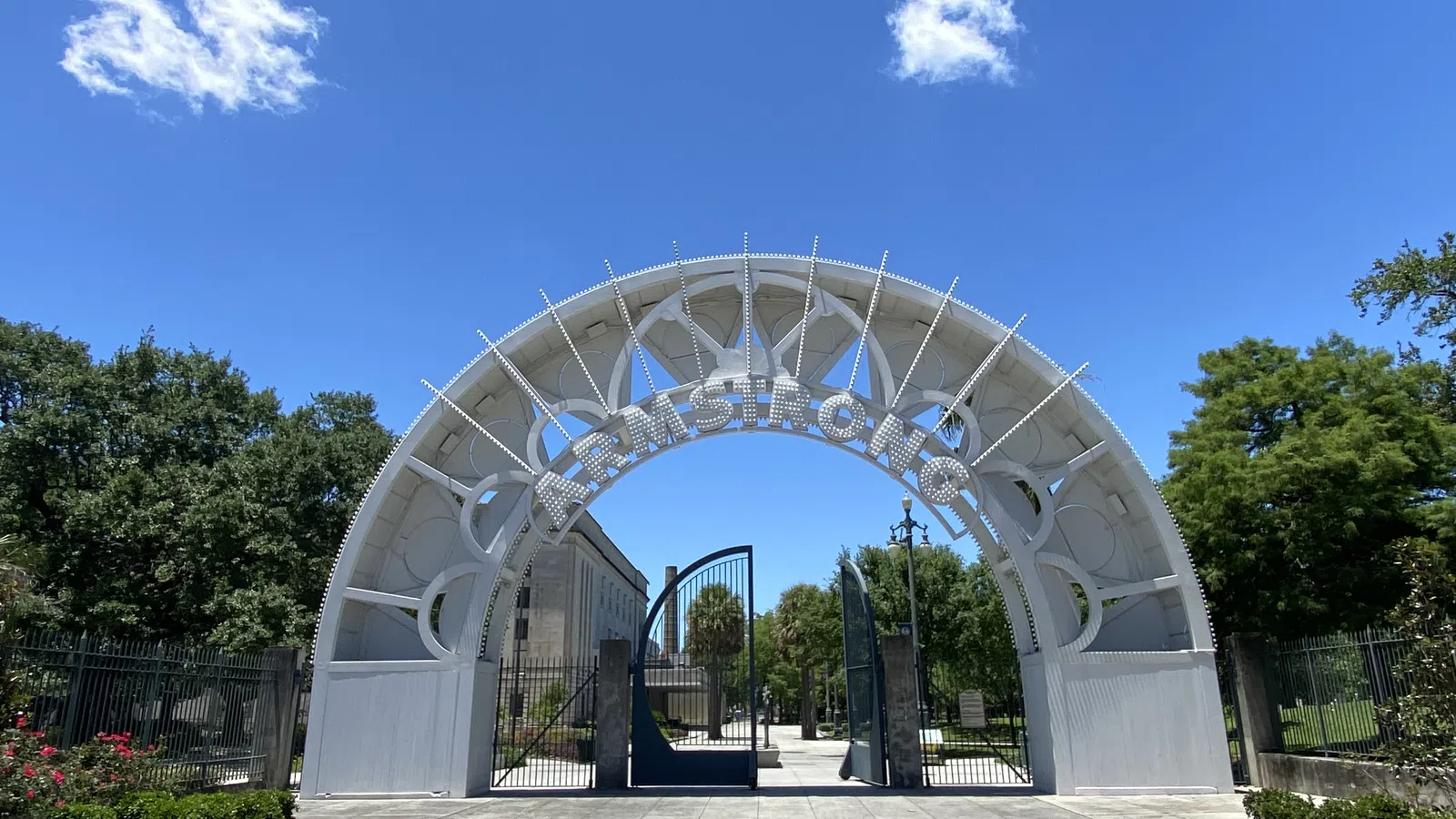 Living in New Orleans is a Walk in the Park: Exploring the City?s Best Green Spaces