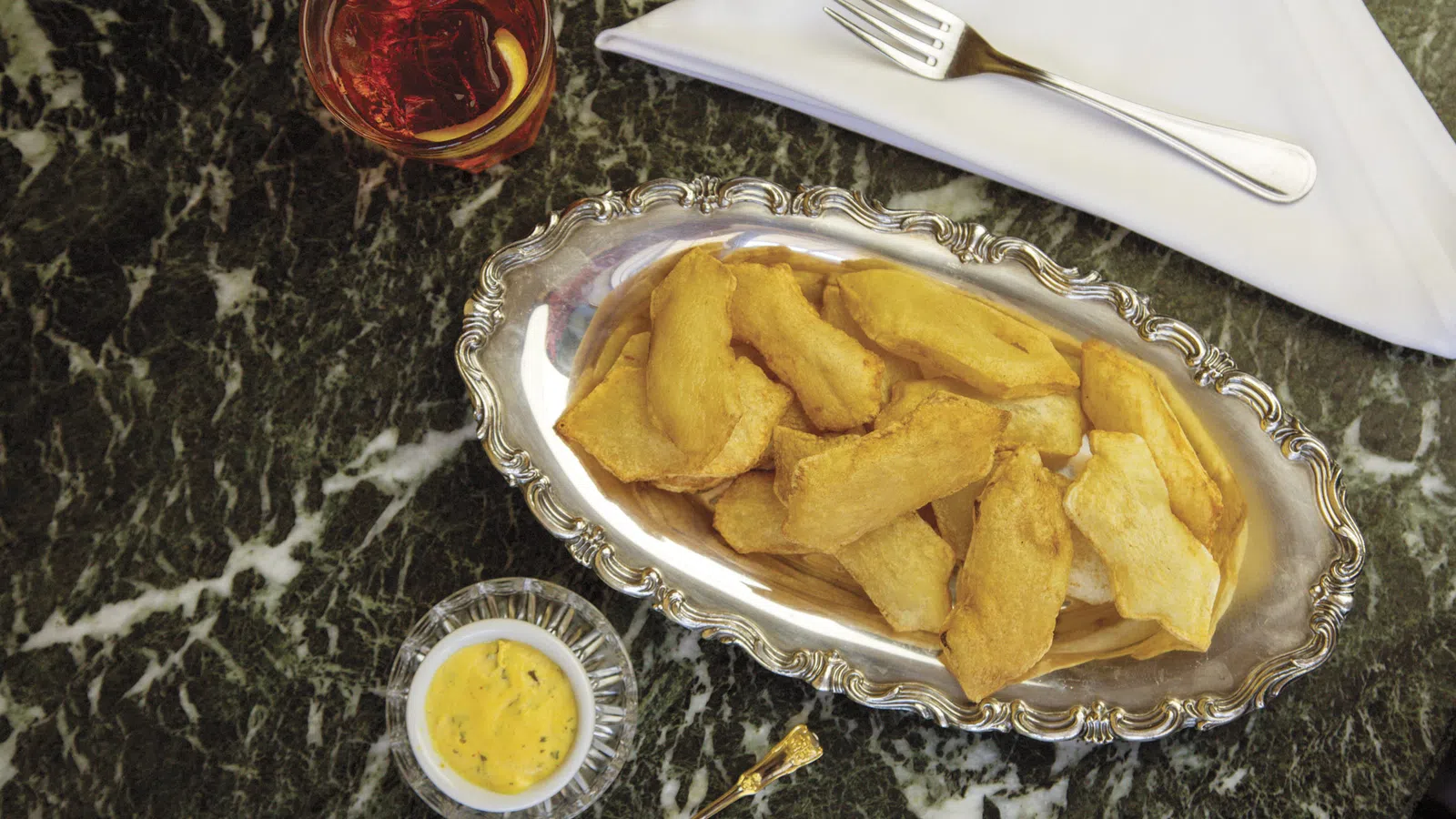 A History of Souffl? Potatoes