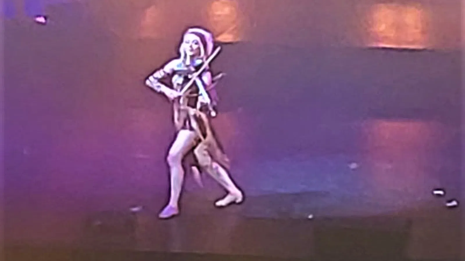 Lindsey Stirling Time Travels At Saenger Theatre