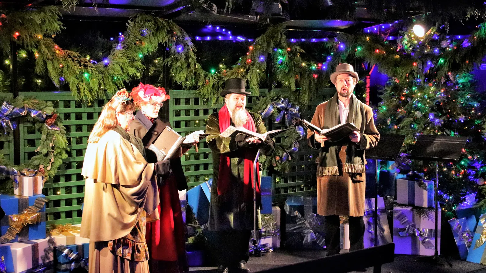 Get Into the Holiday Spirit with Caroling in Jackson Square