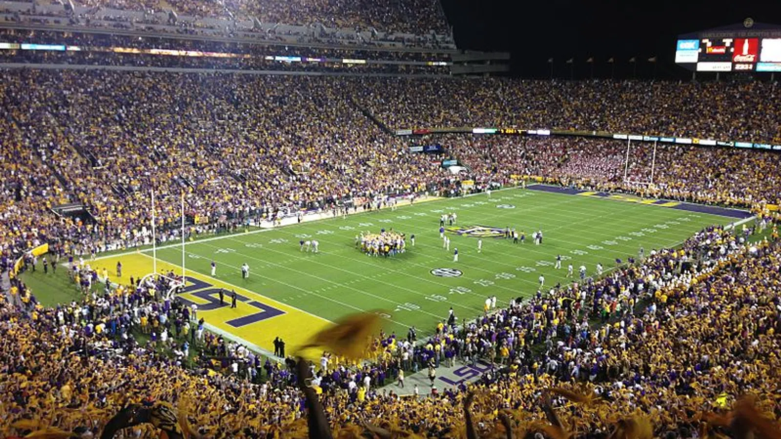 Examining Recent QB Transfer Burrow?s Significance to LSU Football