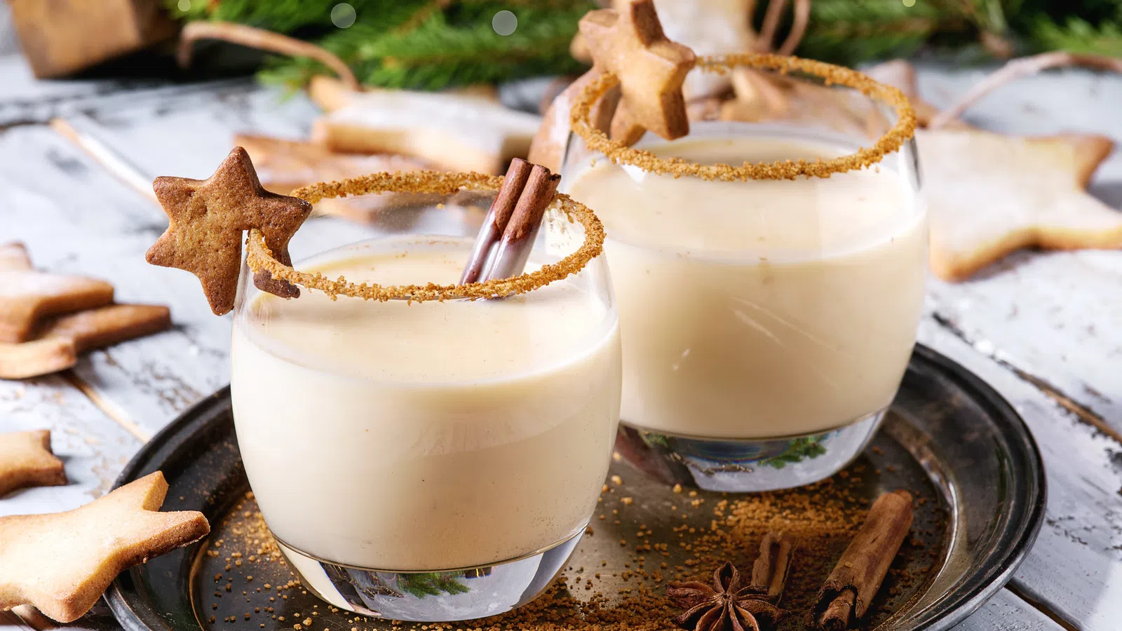 Cream of the Crop: The Best Creamy Cocktails for the Holidays