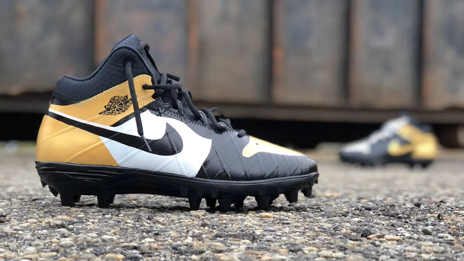 Michael Thomas? Custom Jordans Celebrate His Record Setting Season