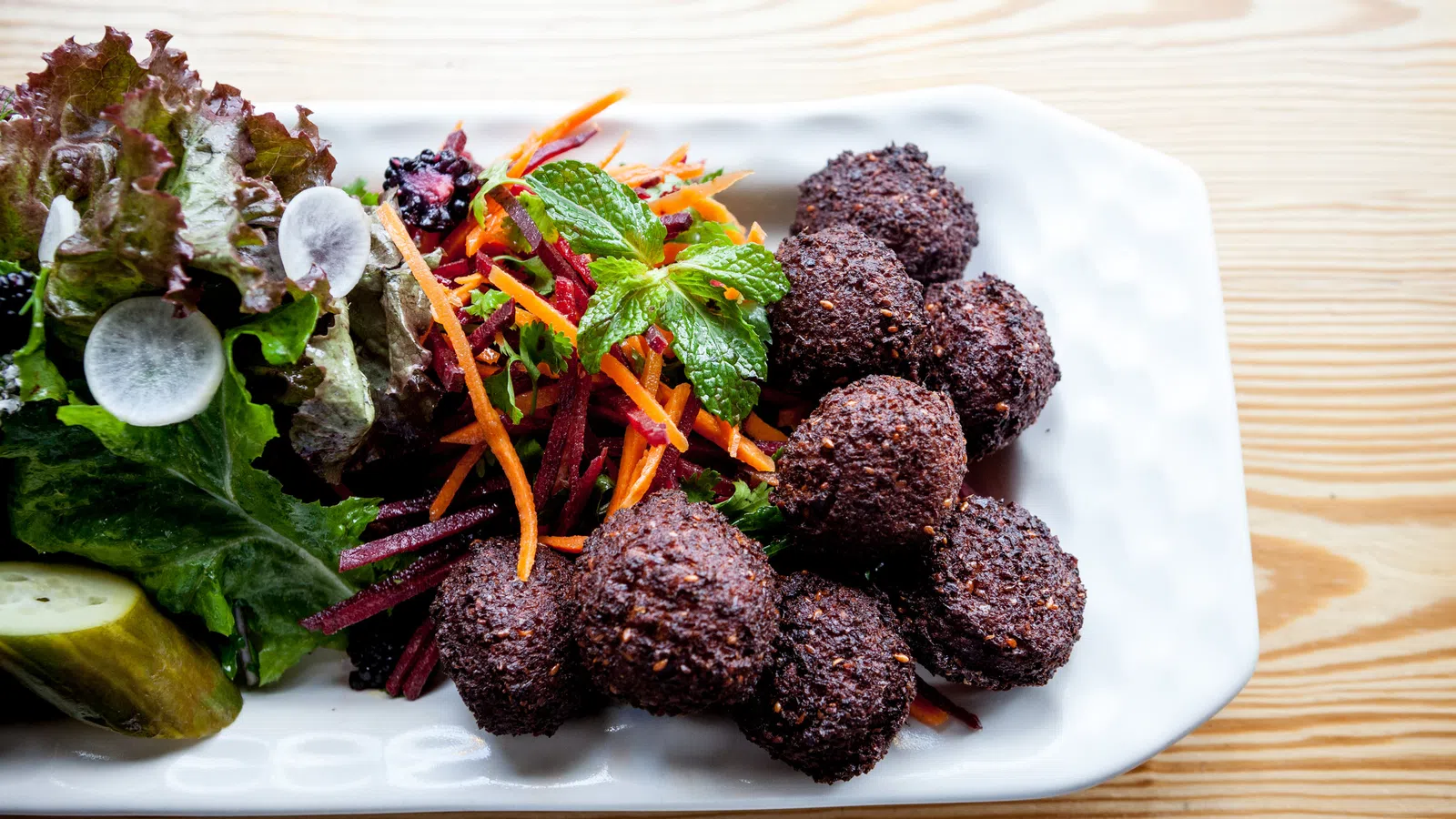 A Vegan and Vegetarian Guide to New Orleans