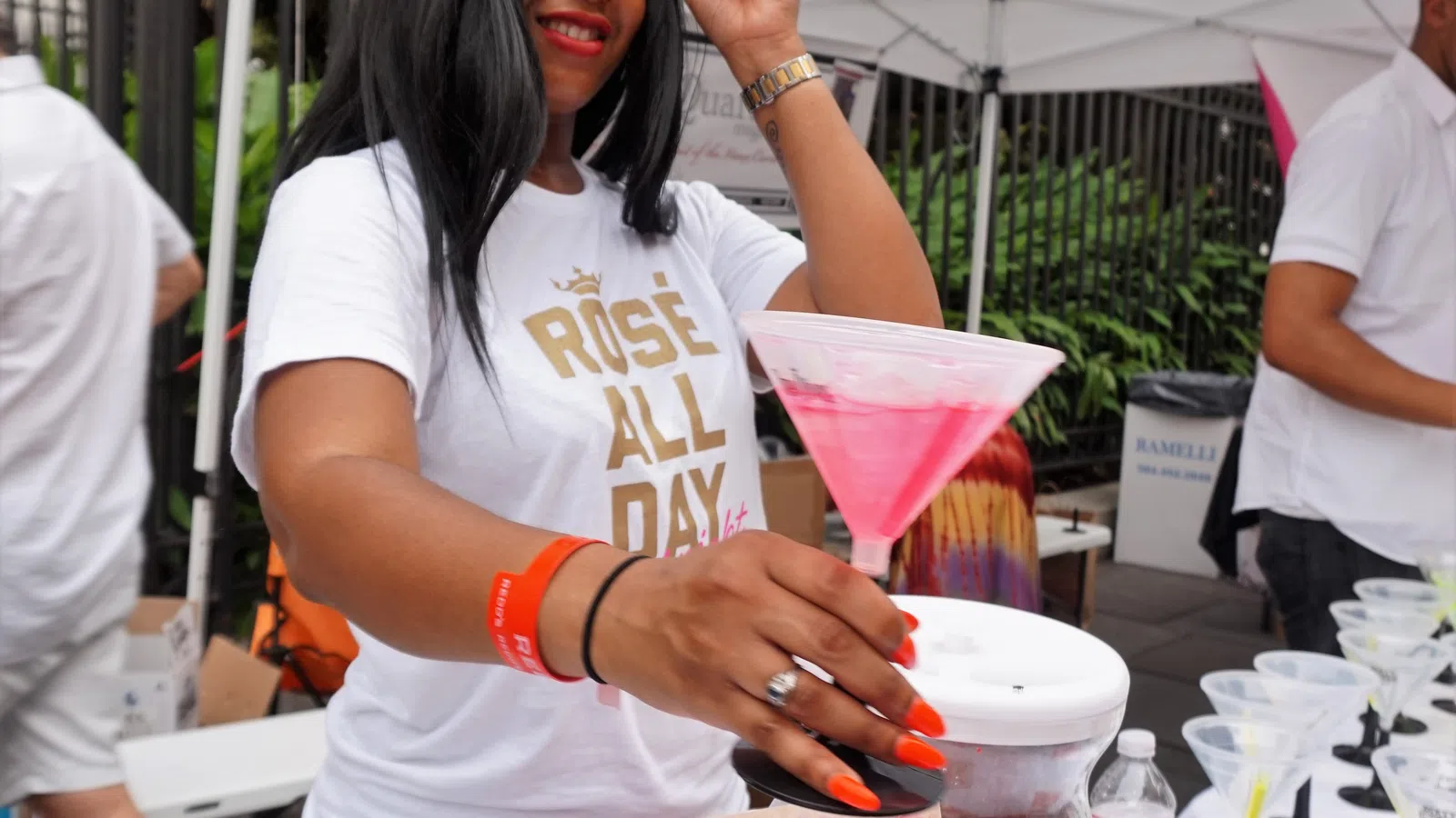 What A White Linen Night