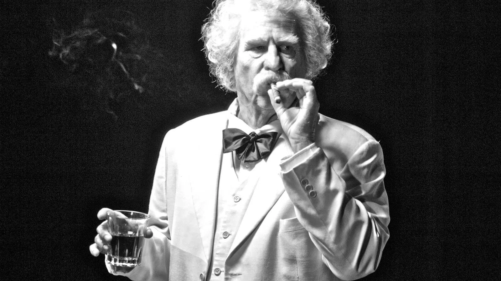 Val Kilmer Fills the House and Hearts at Joy Theater with Citizen Twain