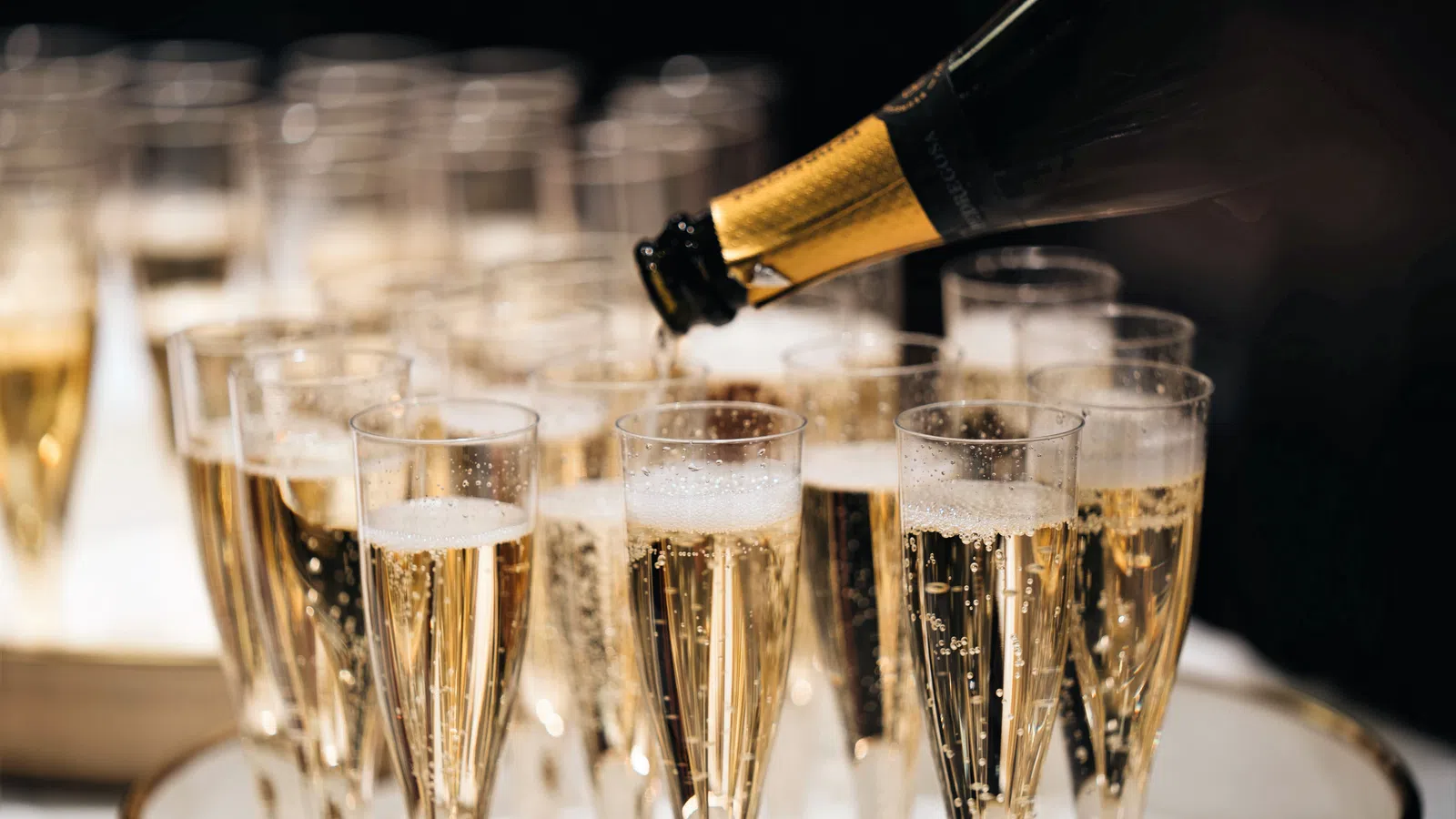Five Places to Enjoy National Champagne Day on New Year?s Eve