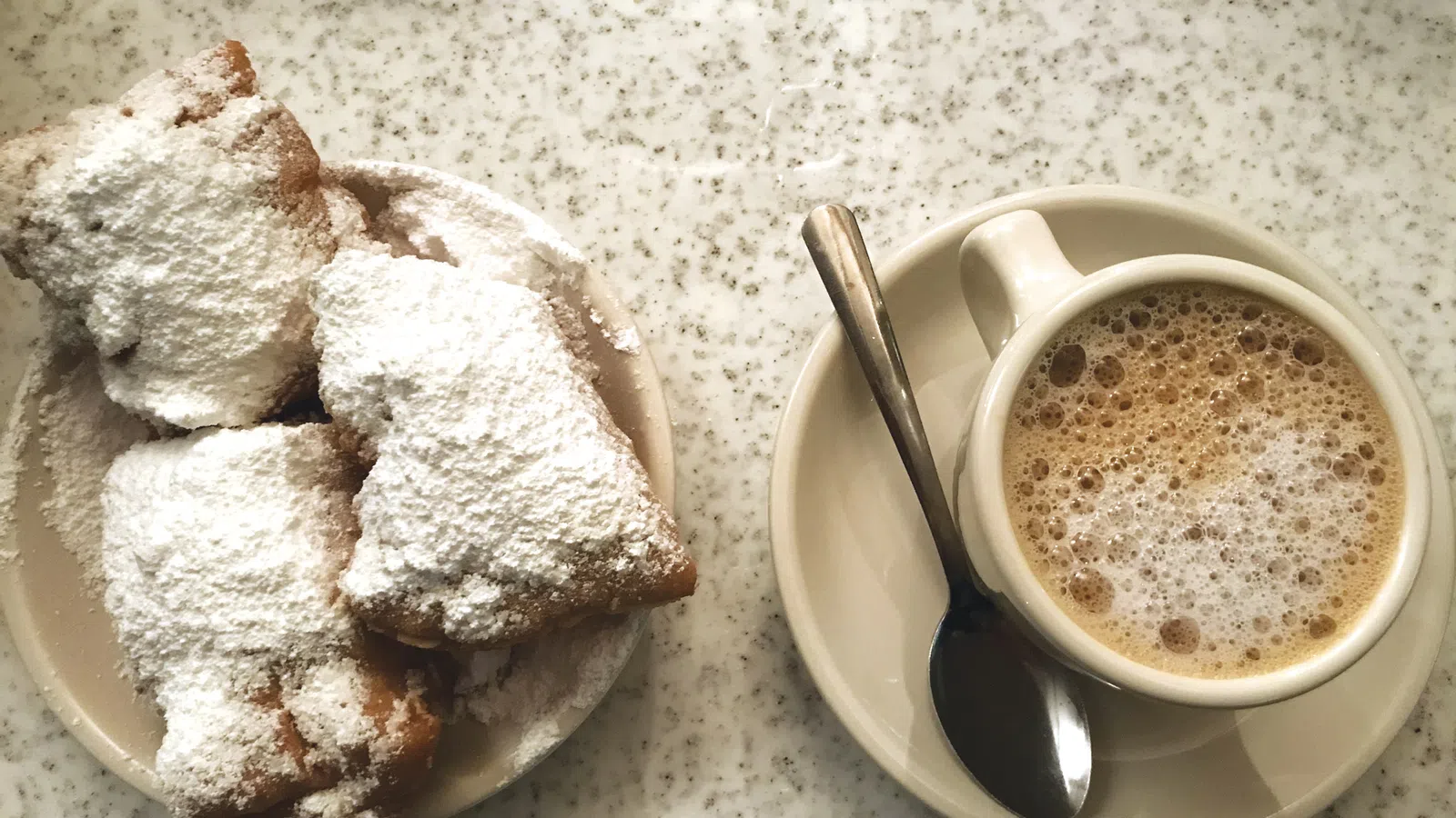 Five of New Orleans?s Favorite 24/7 Restaurants