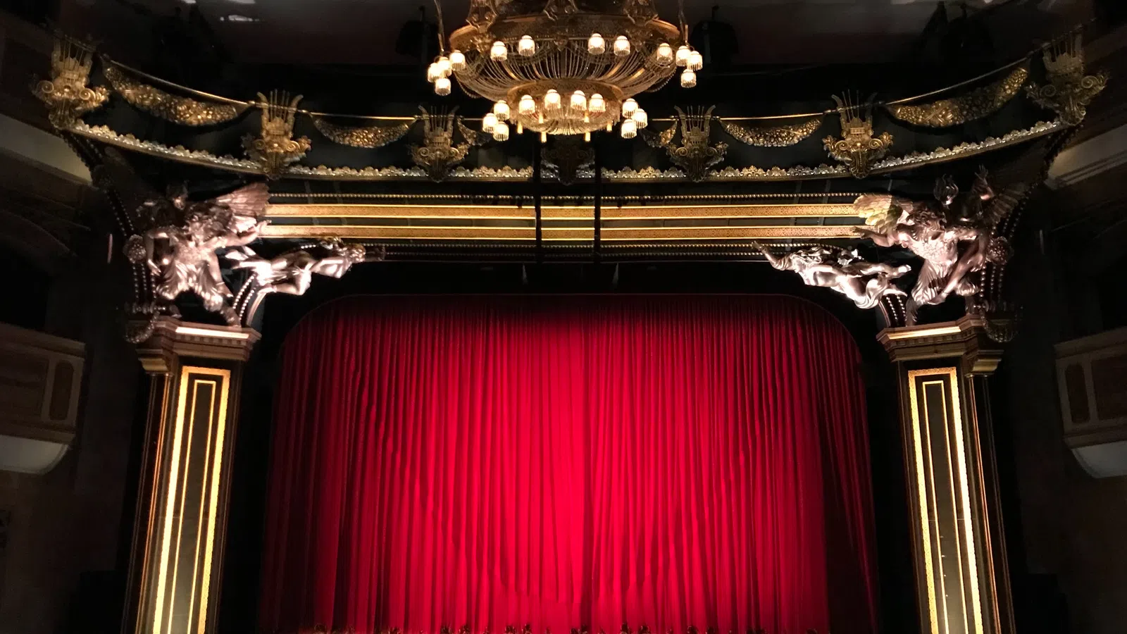 a red curtain in a room