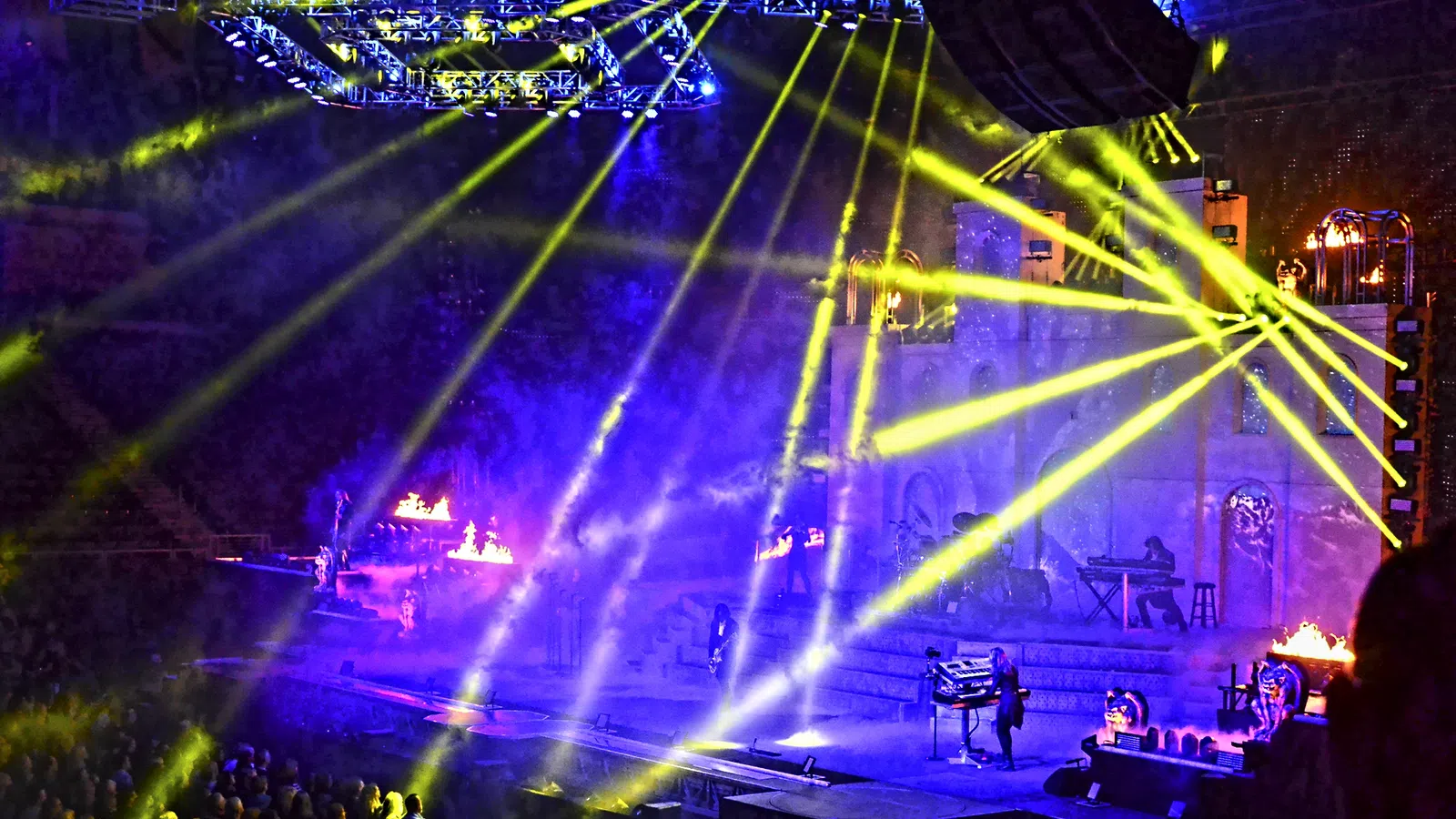 Trans-Siberian Orchestra Headed to Smoothie King Center on December 19