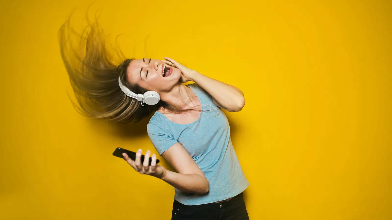Seven Reasons Why You Should Learn How to Sing This Summer