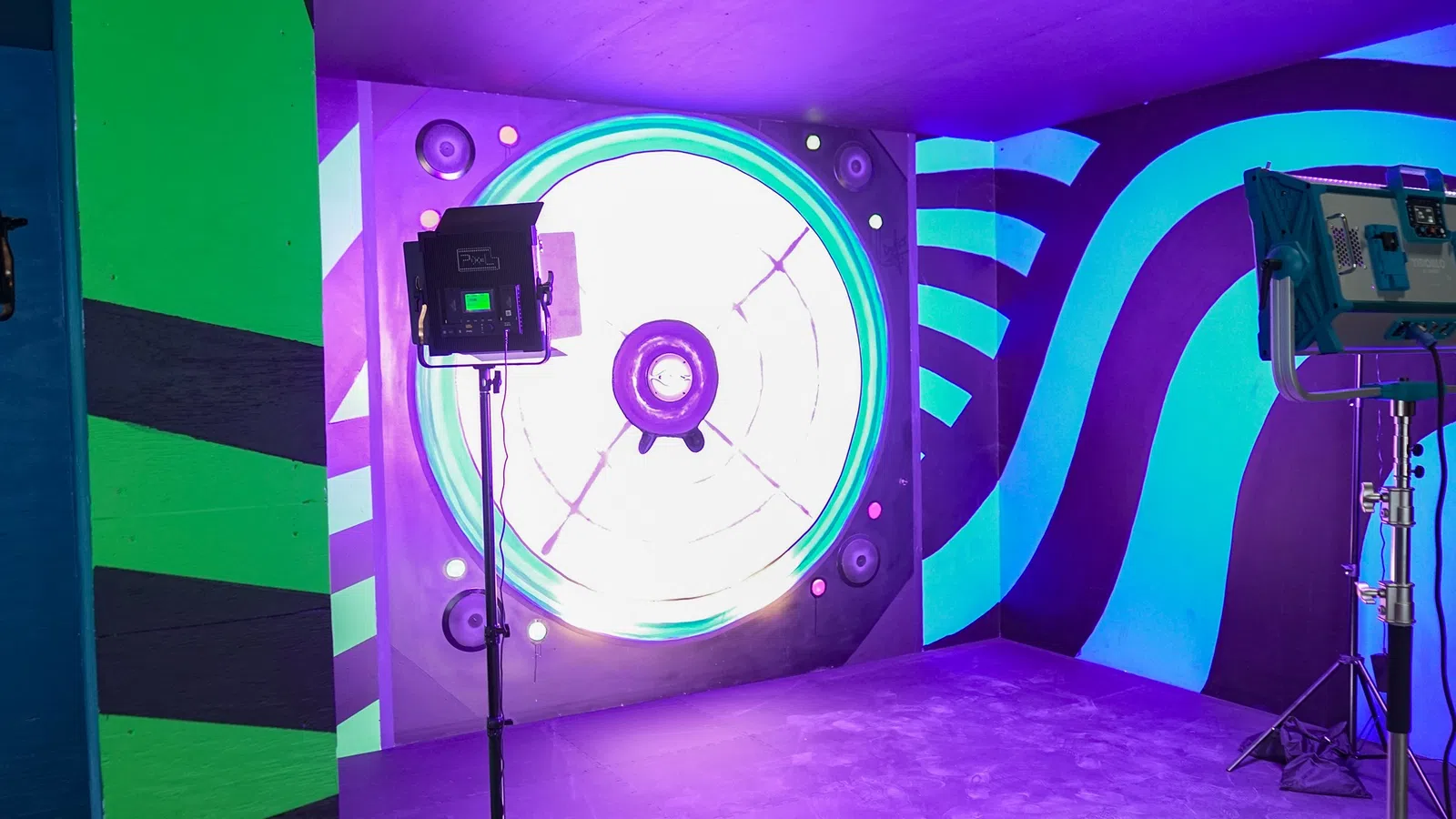 a large purple and white machine
