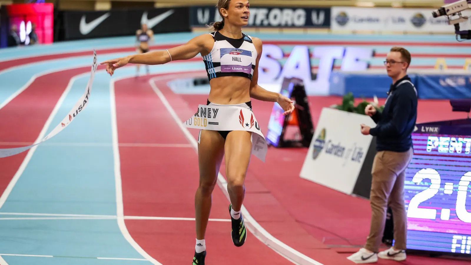 Atlanta Welcomes Athletes for Two-Day Indoor Pole Vault State