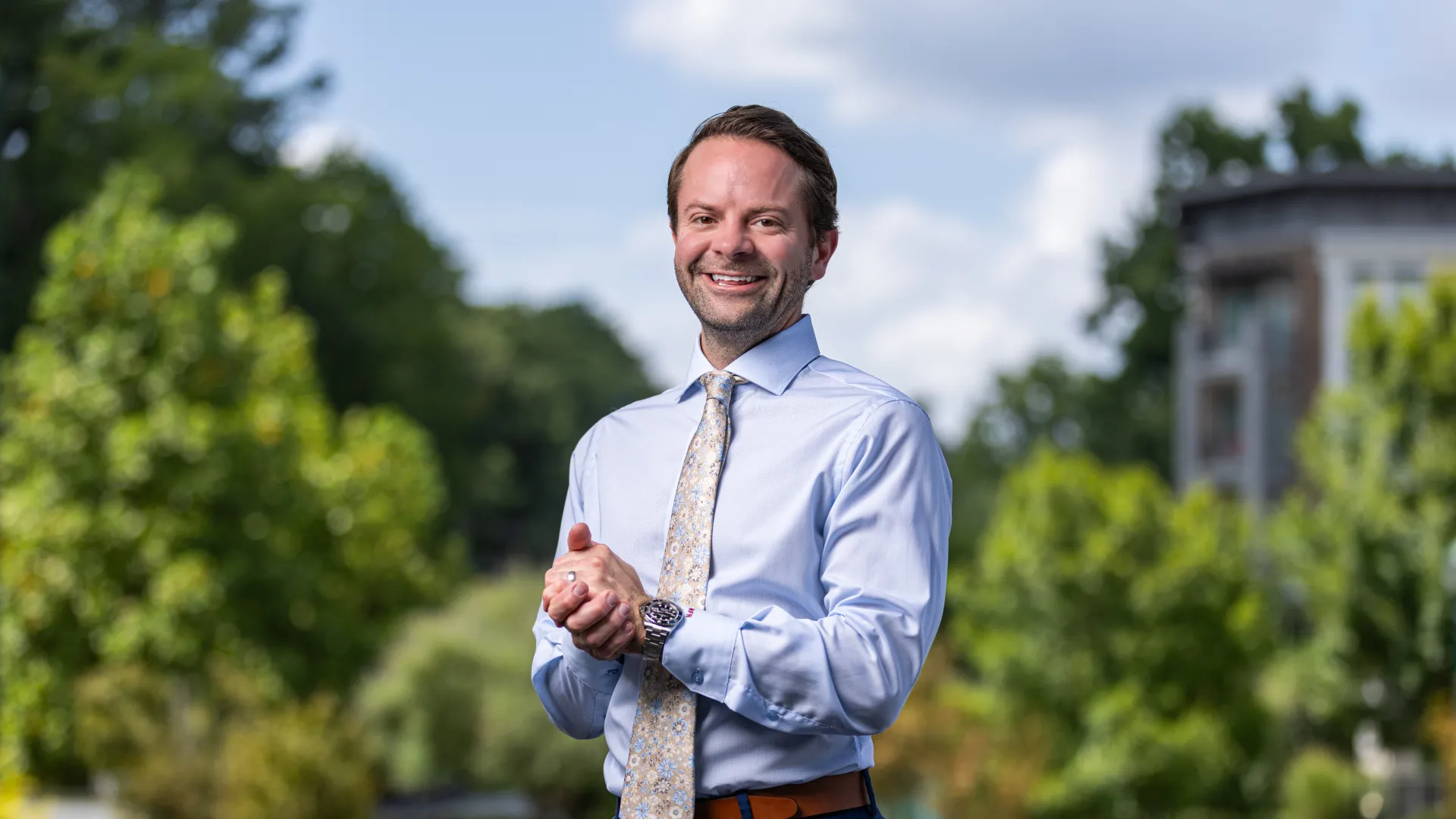 a man in a tie