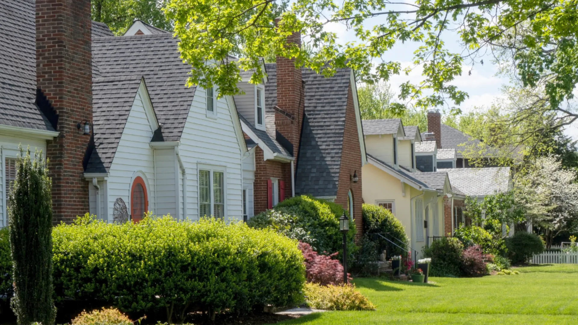 a row of houses