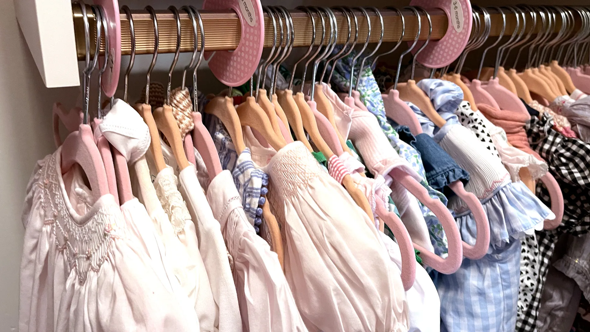 a group of mannequins wearing white gloves and hats