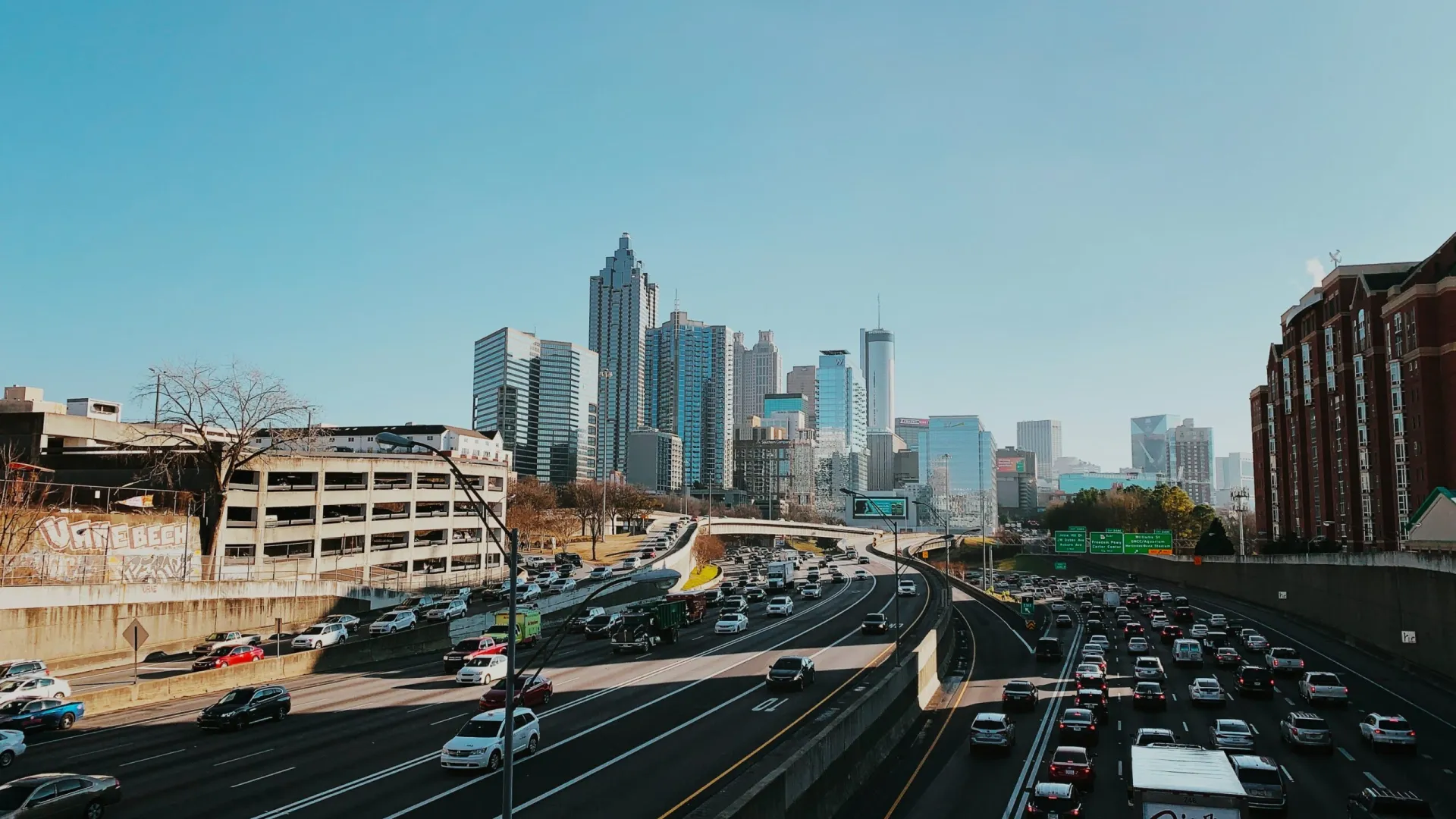 a busy highway in a city