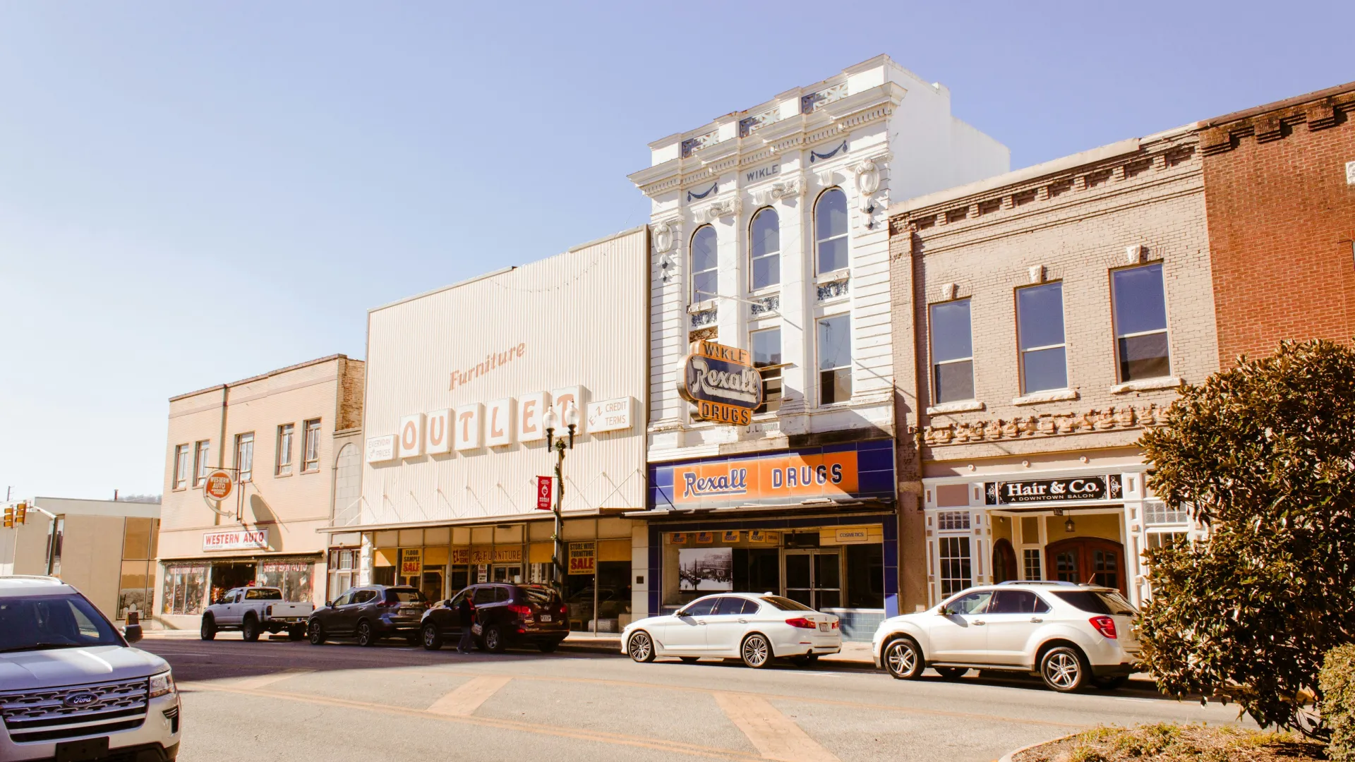 LunsPro’s certified inspectors are available 7 days a week to serve Kathleen, GA and surrounding areas in Houston County. We proudly perform property inspections in nearby communities such as Warner Robins, Perry, Bonaire, and Centerville.