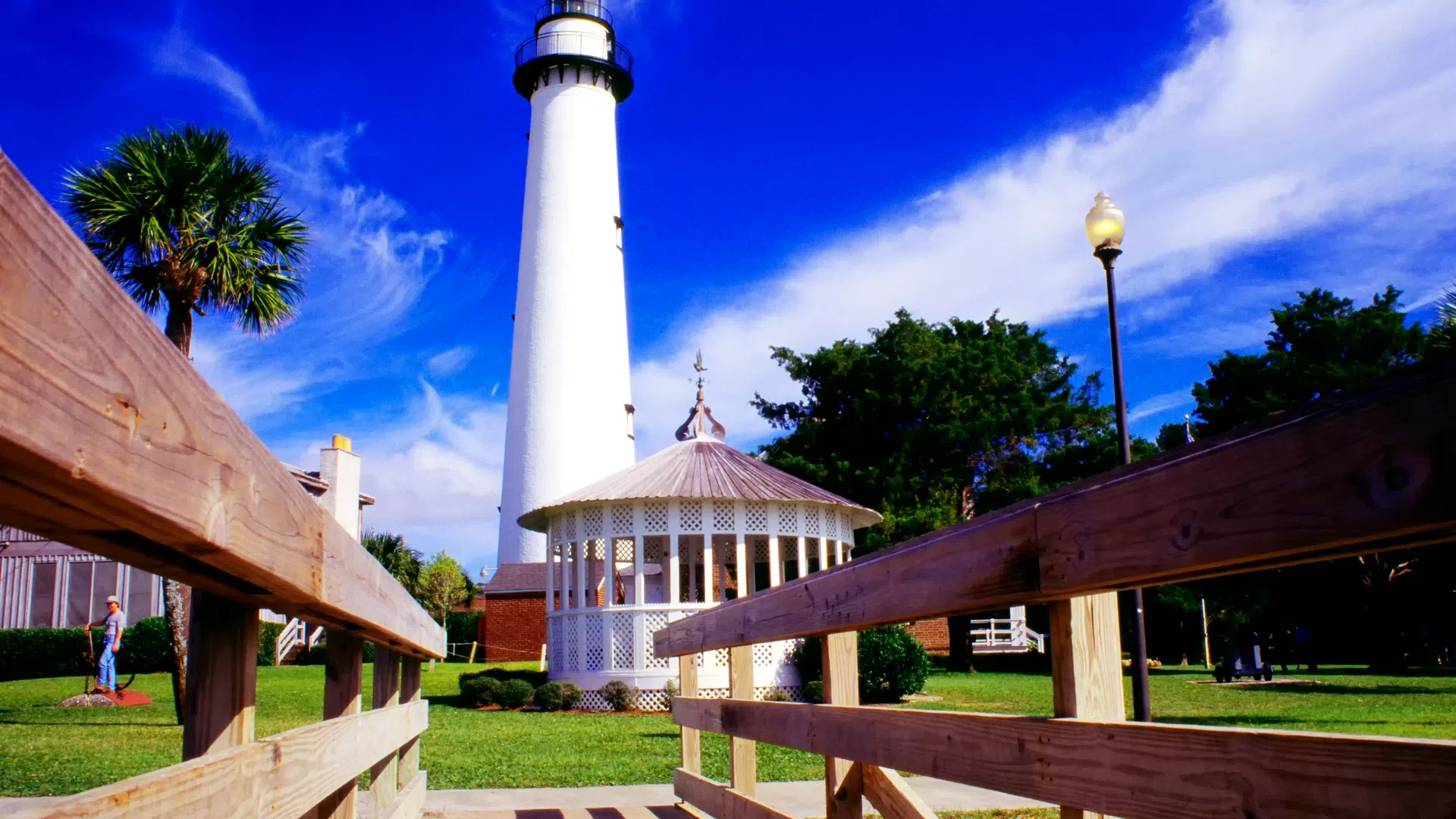 Saint Simons Island Georgia Lighthouse near Meriwether & Tharp Divorce Law Firm Office.
