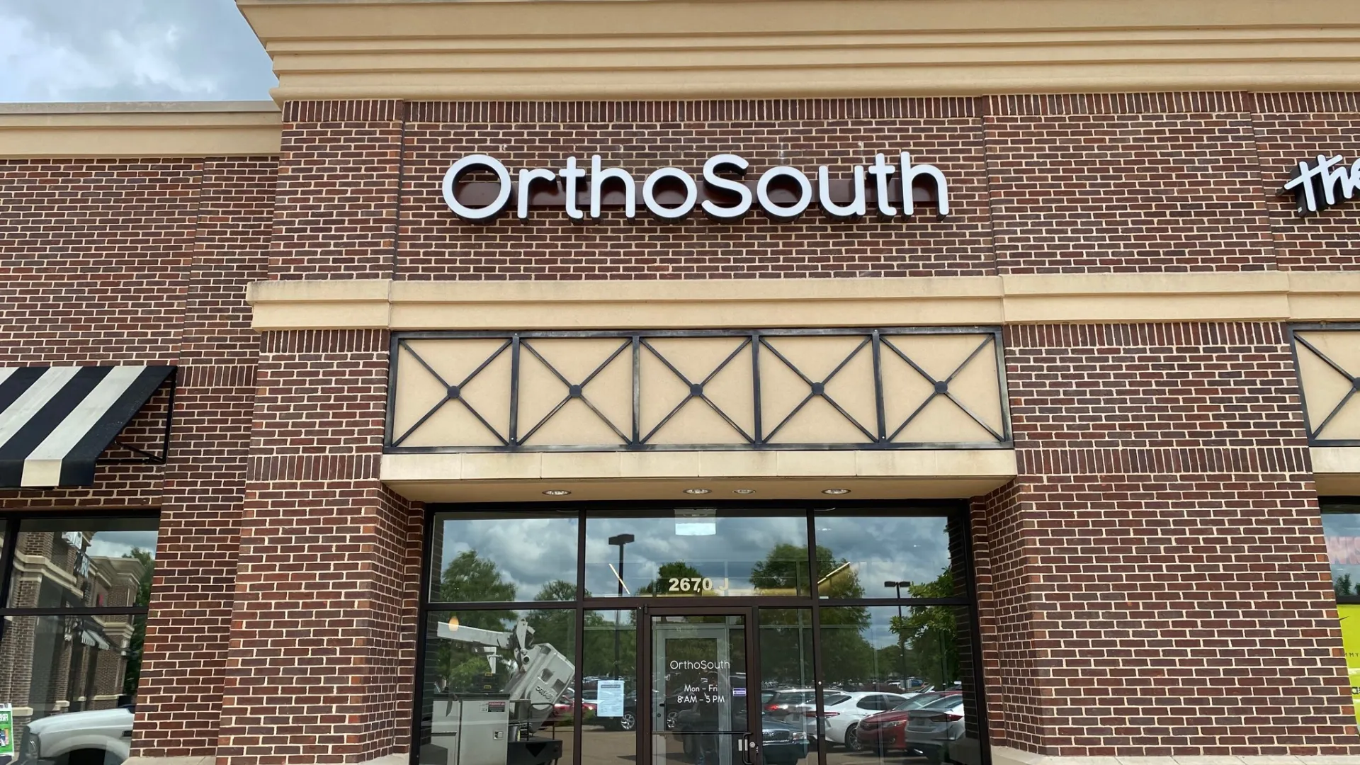 the front of OrthoSouth Hernando