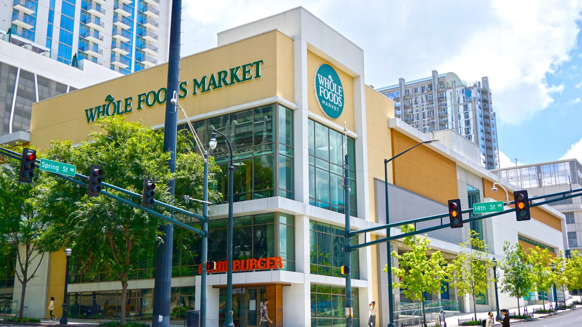 As part of a urban mixed-use development, the WHOLE FOODS MARKET at 14th Street is a flagship grocery and eating destination that  engages the streetscape and forms the entry to the Midtown arts district.