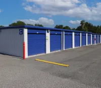 a row of blue and white containers