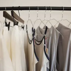 Are Your Hangers Hurting Your Clothes? How to Choose the Right Types