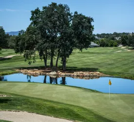 Mastering Golf Health: Warm-Up, Stretching, Sun Safety, and Hydration Tips