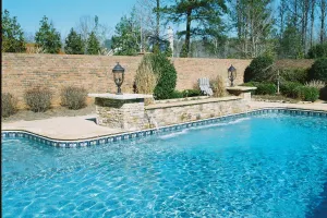 Freeform Vinyl Liner Pool with Water Feature