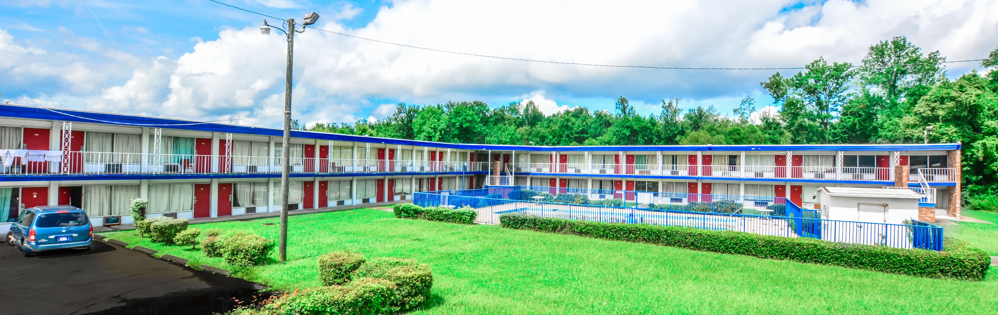 Hotels Economy Hotel Macon Stablegold Hospitality