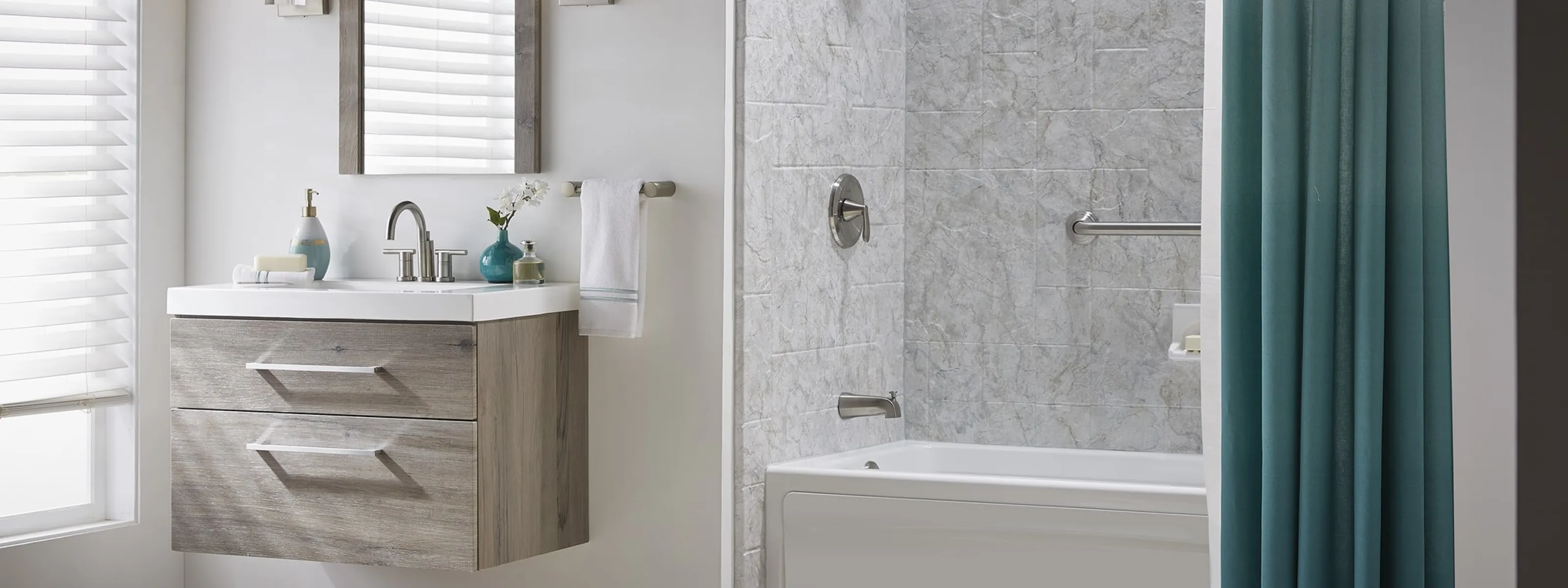 How To Decorate a Small Guest Bathroom